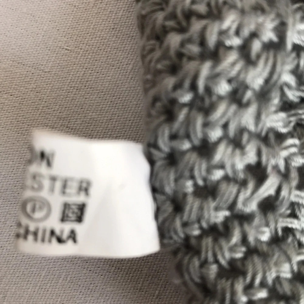 Gray crocheted Rasta hat - Picture 5 of 6